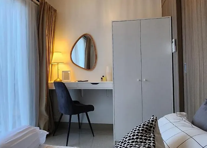 The New At Shore 2 Residences Apartment Manila